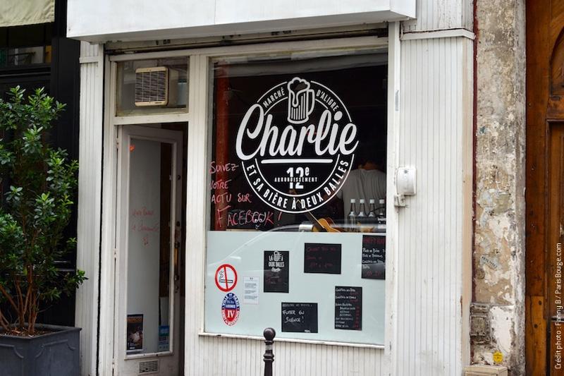 Charlie Et Sa Bière à Deux Balles