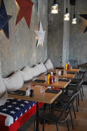Restaurant American Kitchen