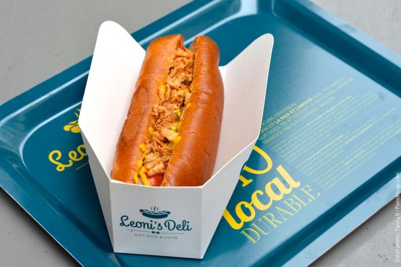 leonis deli paris restaurant montorgueil hot dog bio food truck